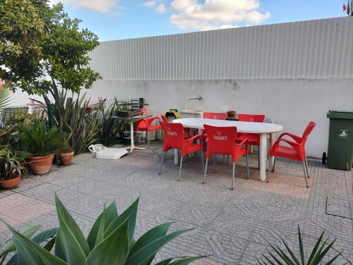 Bem Me Quer 1 Apartment Almada Exterior photo